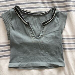 Women's Ribbed V-Neck Top - Green